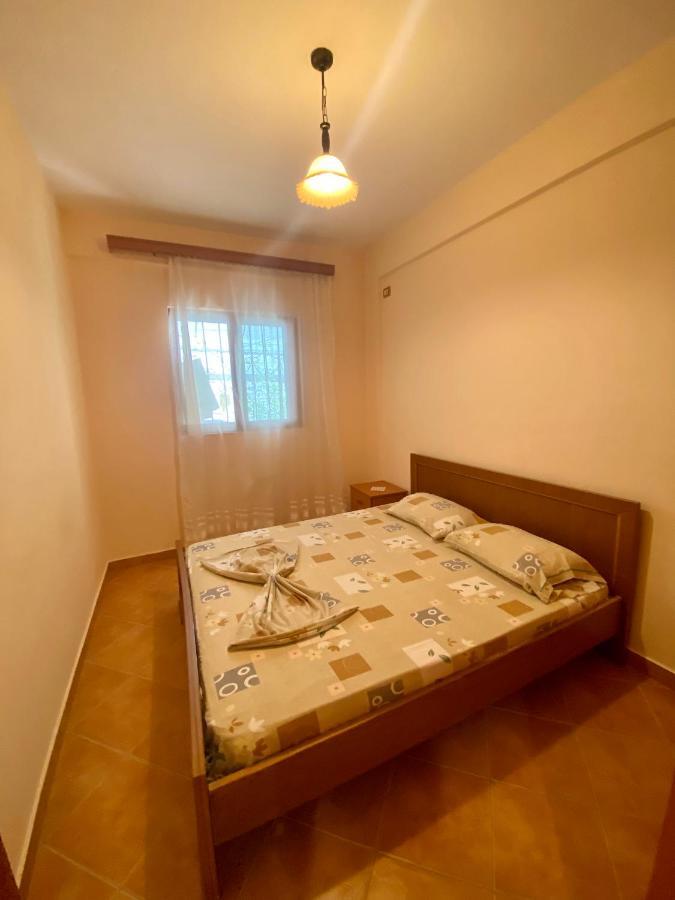 Family Apartments Саранде Екстериор снимка