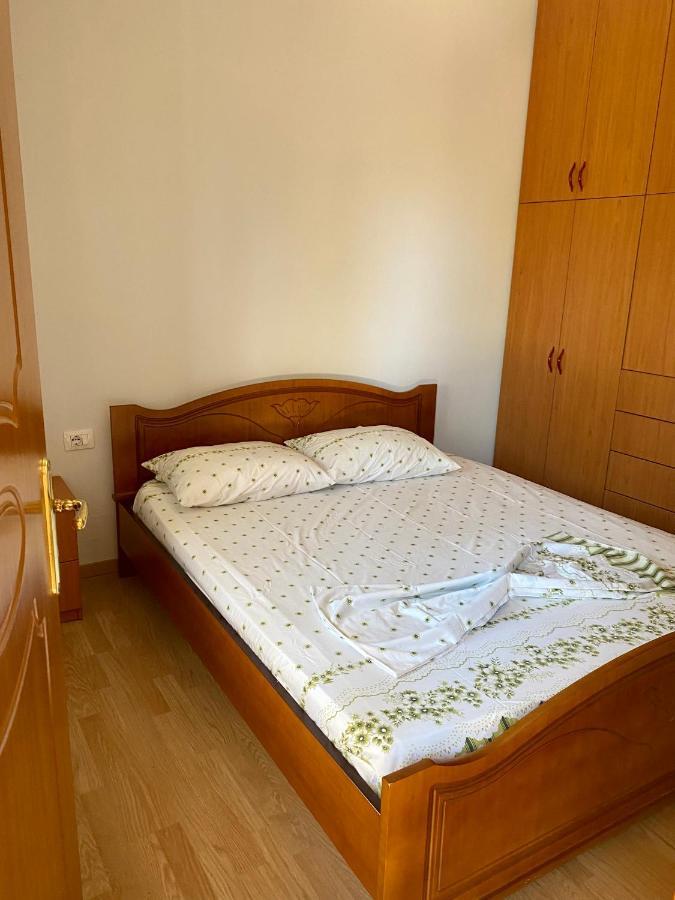 Family Apartments Саранде Екстериор снимка