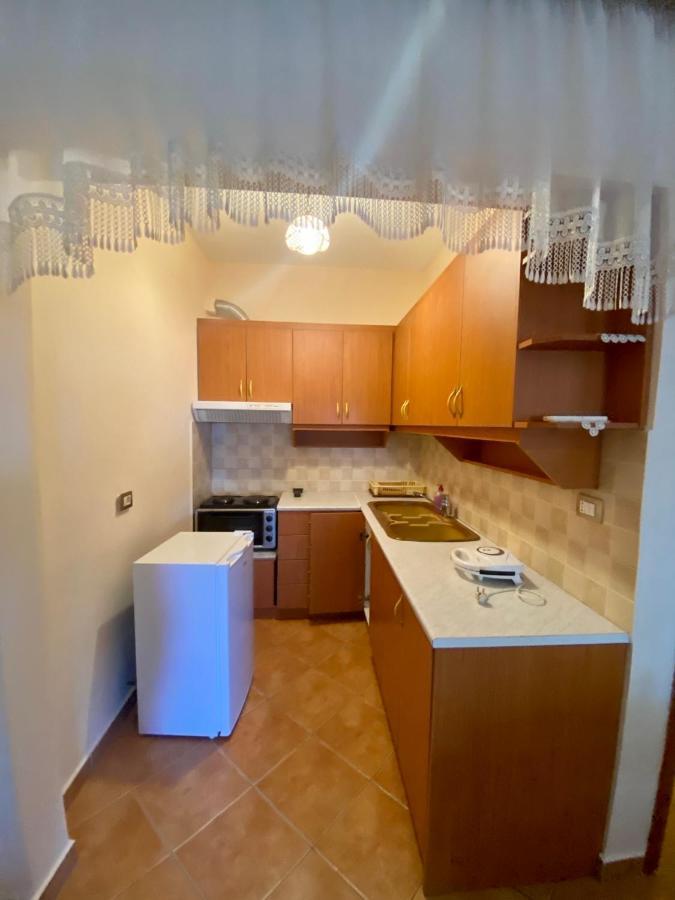 Family Apartments Саранде Екстериор снимка