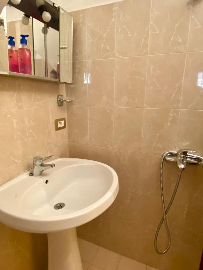 Family Apartments Саранде Екстериор снимка