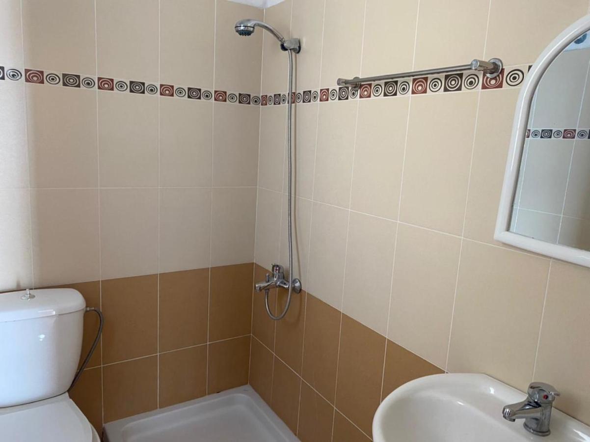 Family Apartments Саранде Екстериор снимка