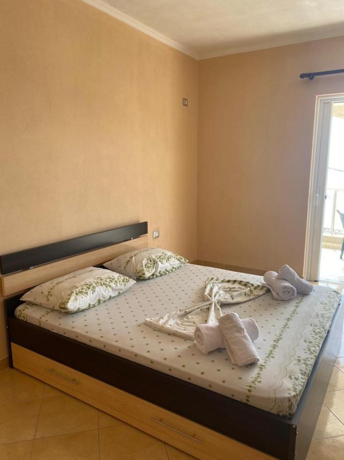 Family Apartments Саранде Екстериор снимка